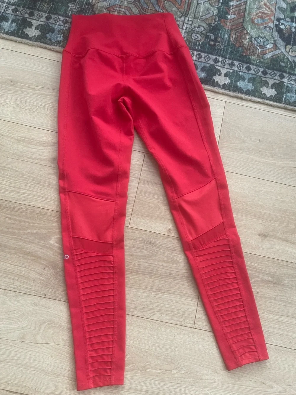 ALO YOGA Size Small Motto woman's leggings